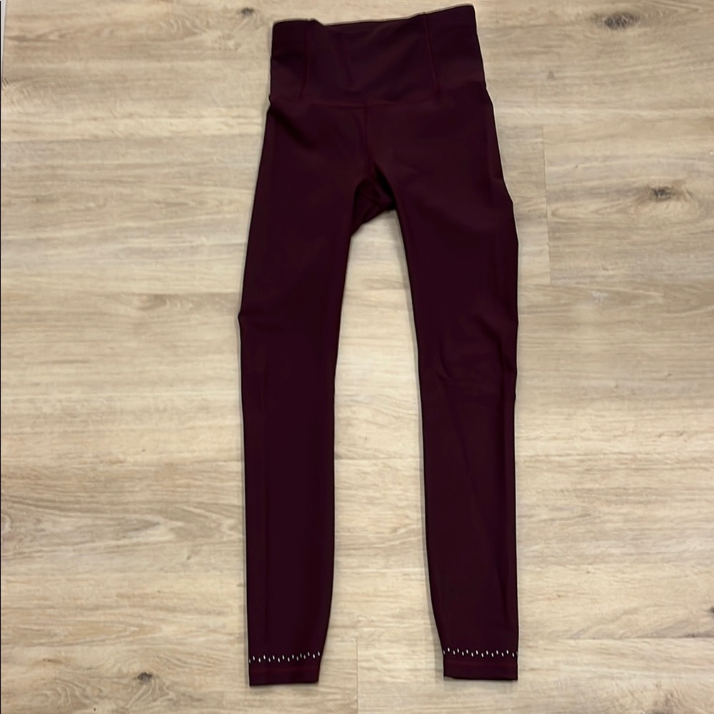 Lululemon Zoned In Tight *27" Cassis